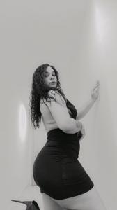 643139434: Chica busca chico en La Coruña