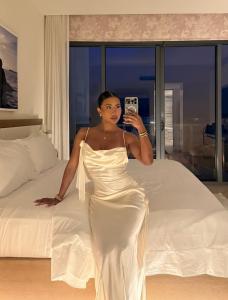 667772686: Chica busca chico en Granada