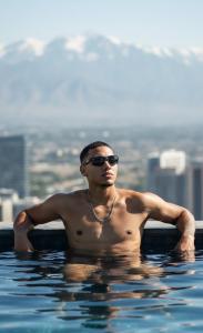 613966445: Chico busca chica en Alicante