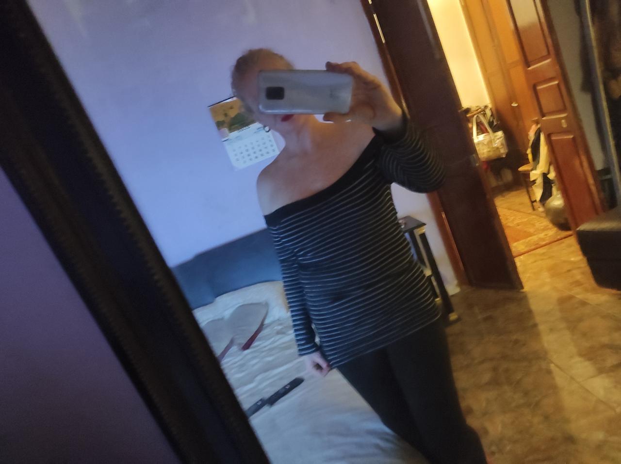 612463269: Chica busca chico en Mallorca