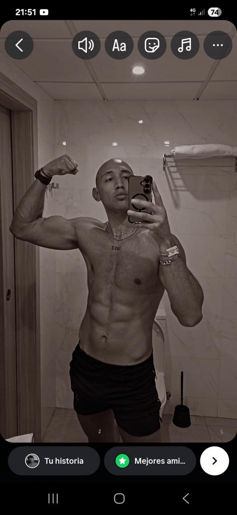 Chico busca chica en Valencia: 