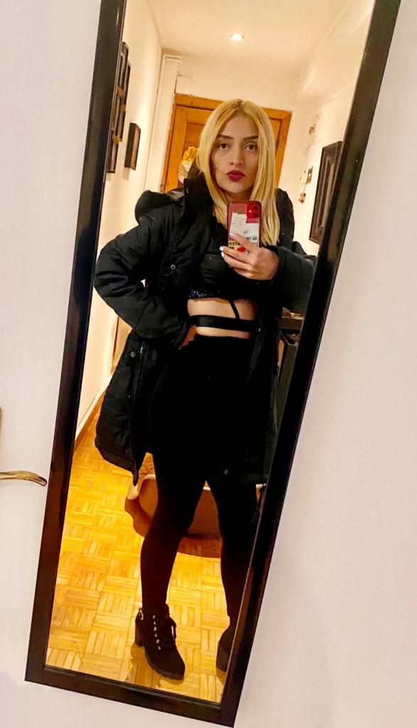 641635415: Chica busca chico en La Coruña