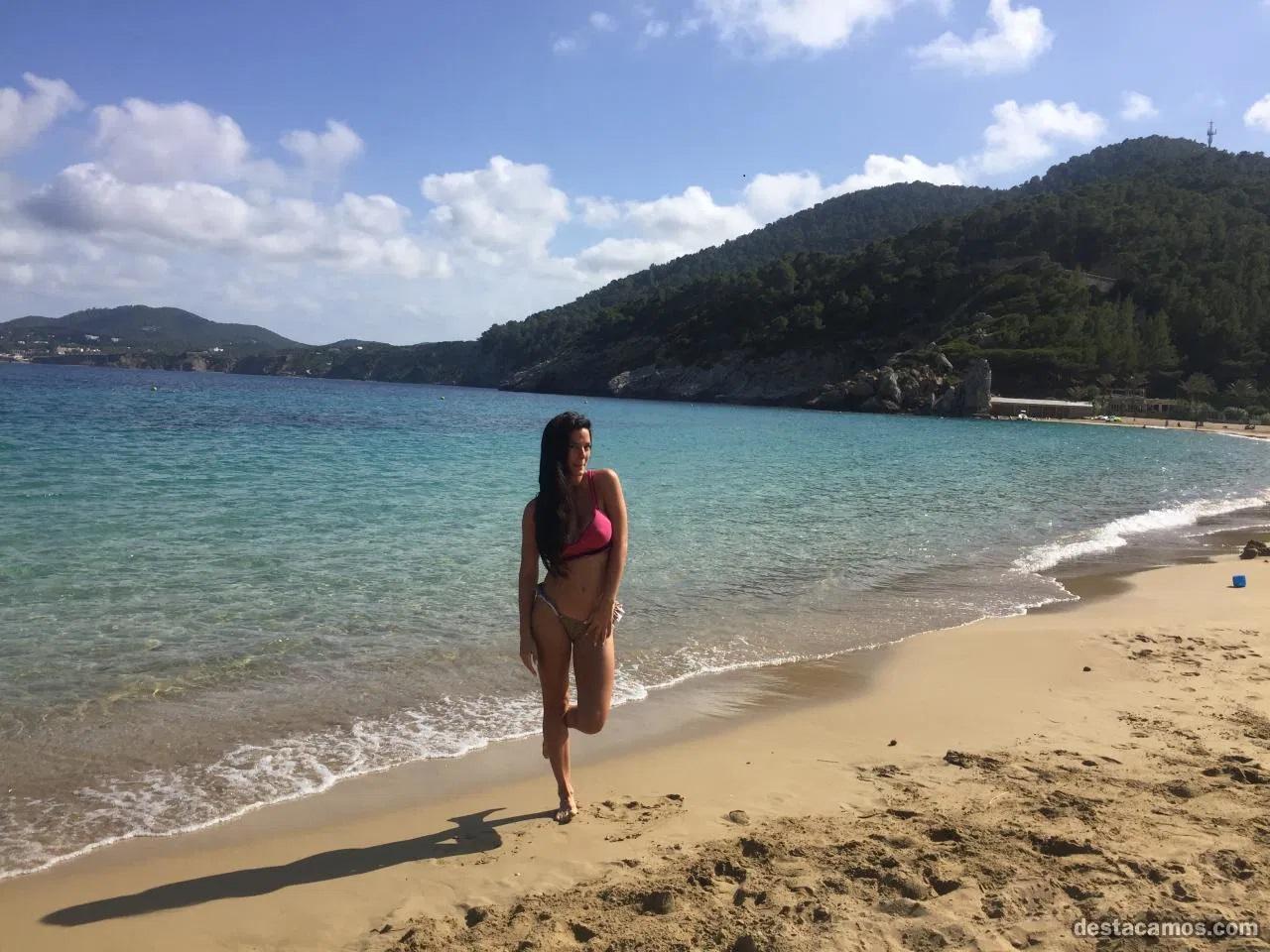 624659013: Chica busca chico en Barcelona