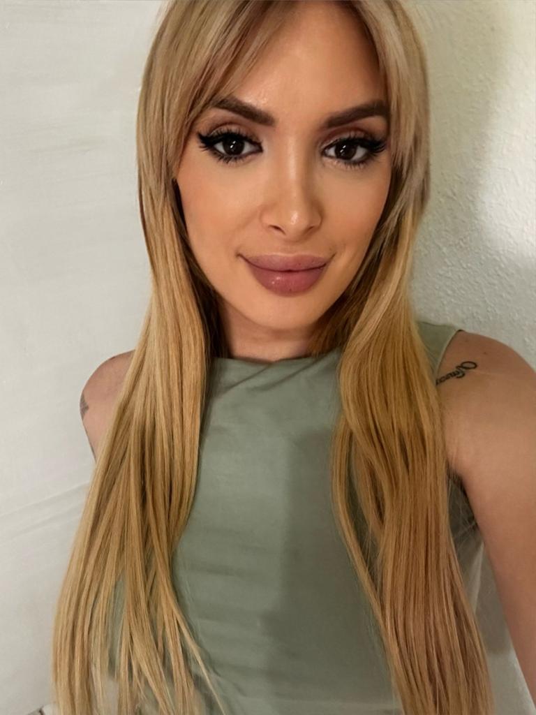 Chica busca chico en Jaén: 