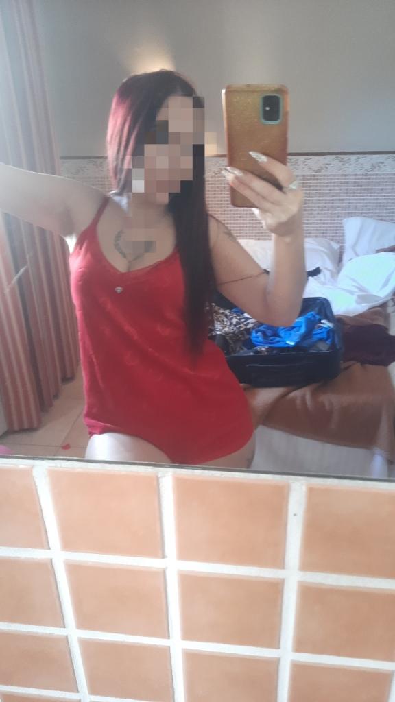 Chica busca chico en Cádiz: 