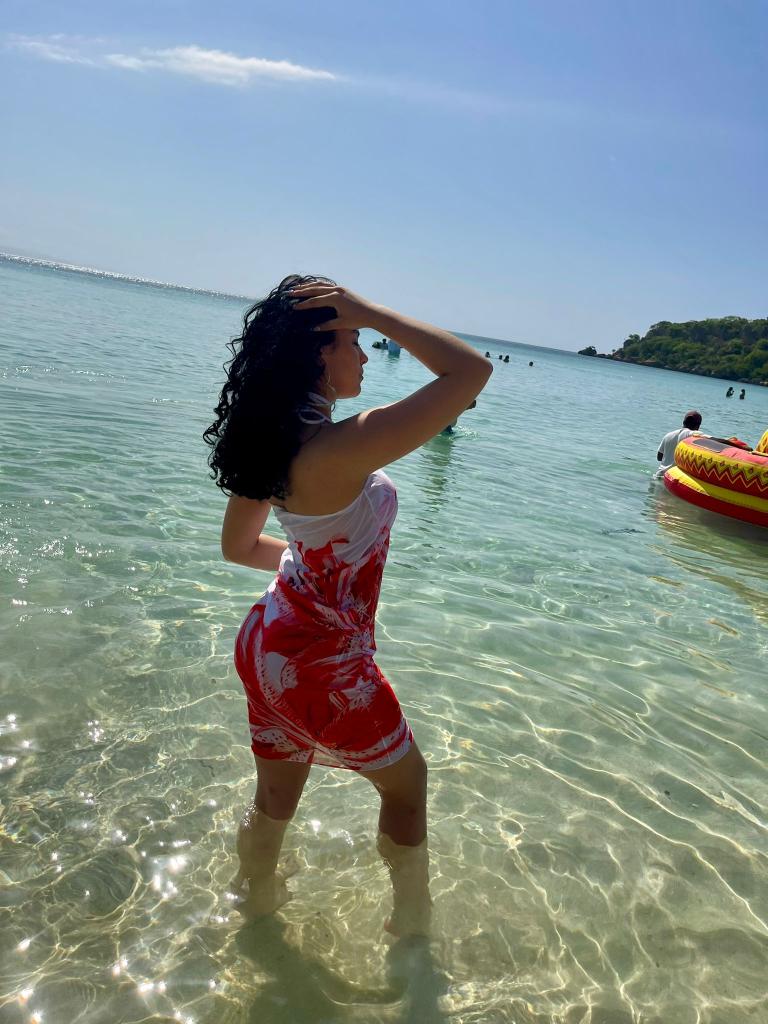 612284305: Chica busca chico en Valencia