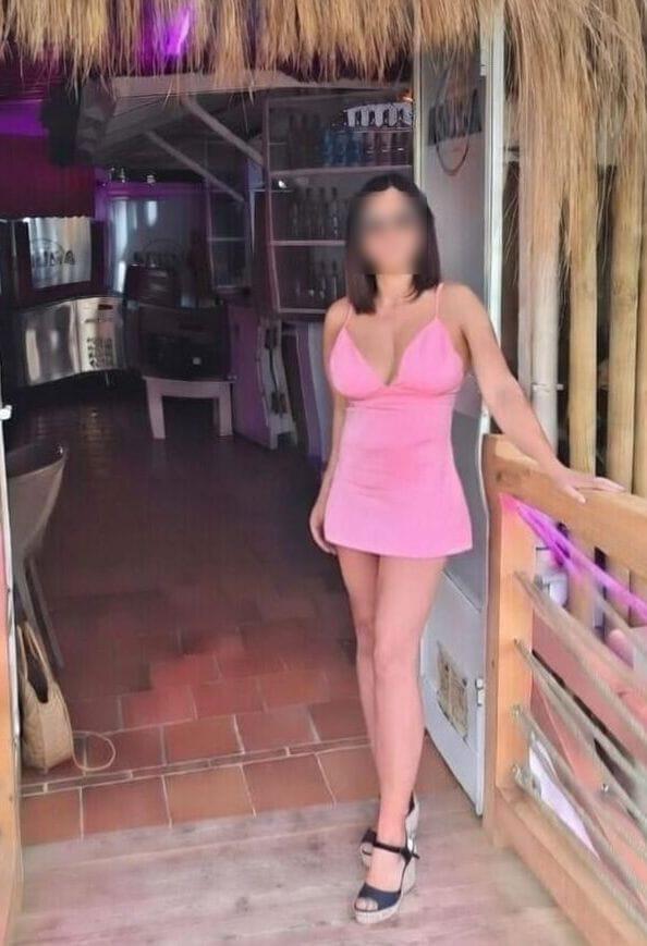 643245739: Chica busca chico en Almería