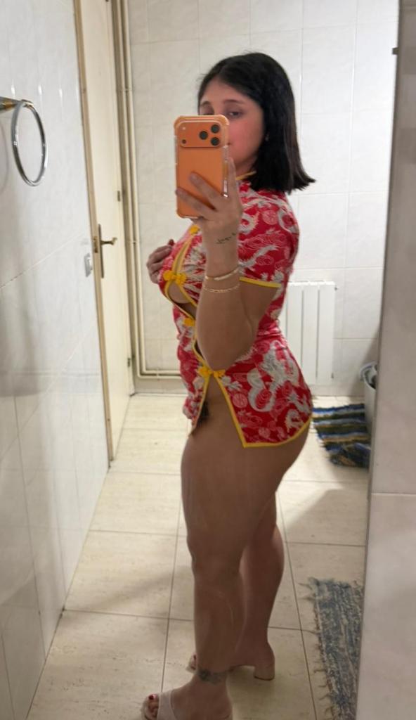 Chica busca chico en Barcelona: 