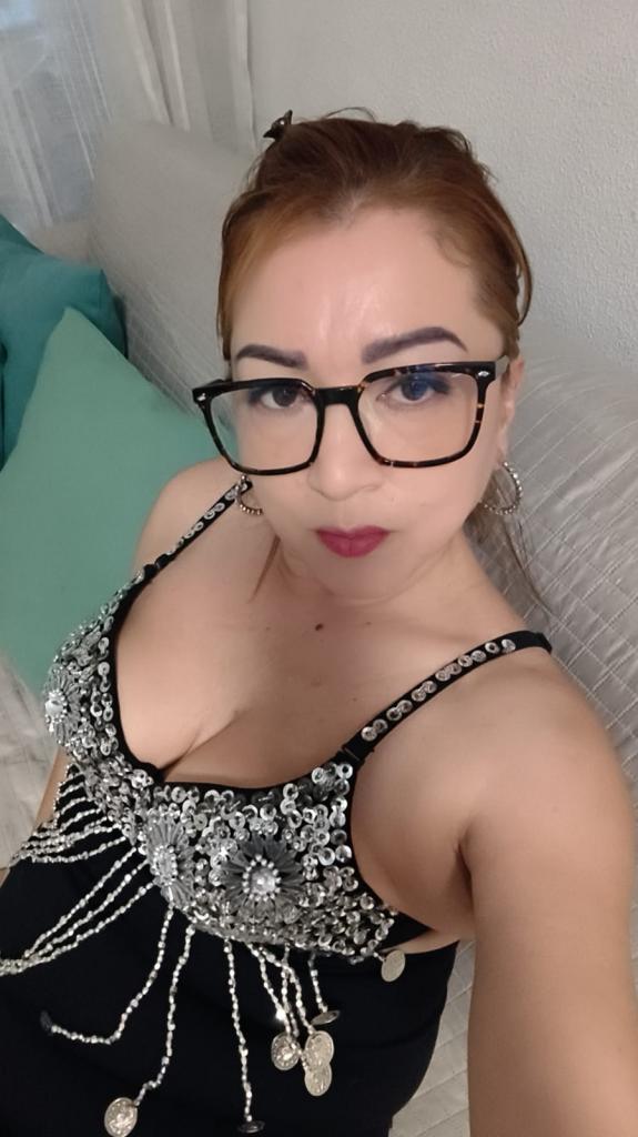 Chica busca chico en Alicante: 