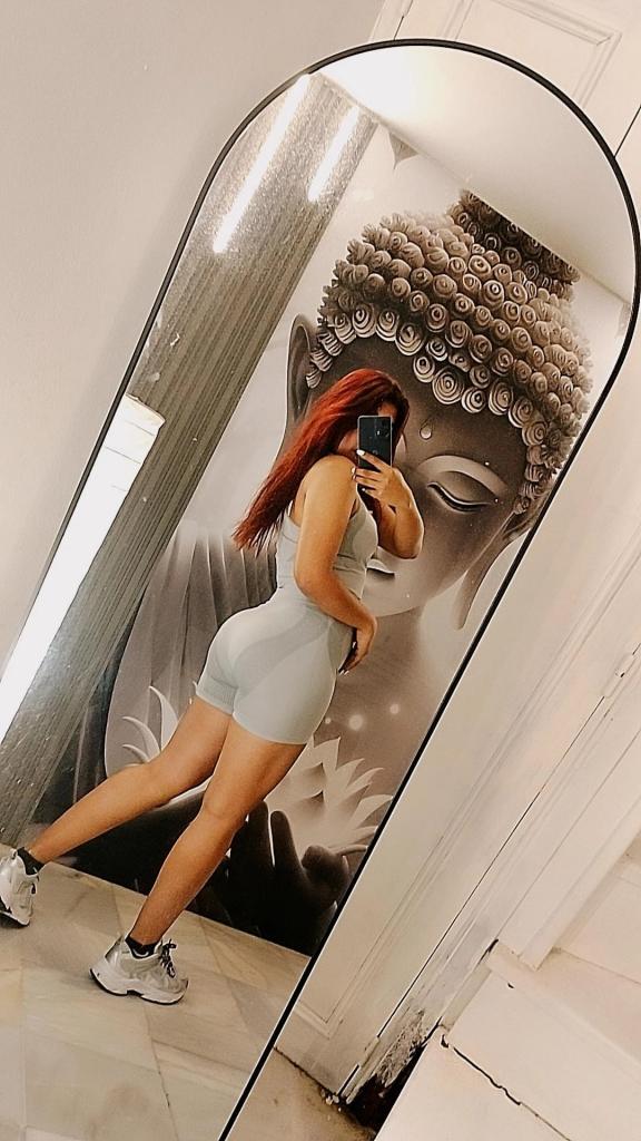 Chica busca chico en Sevilla: 