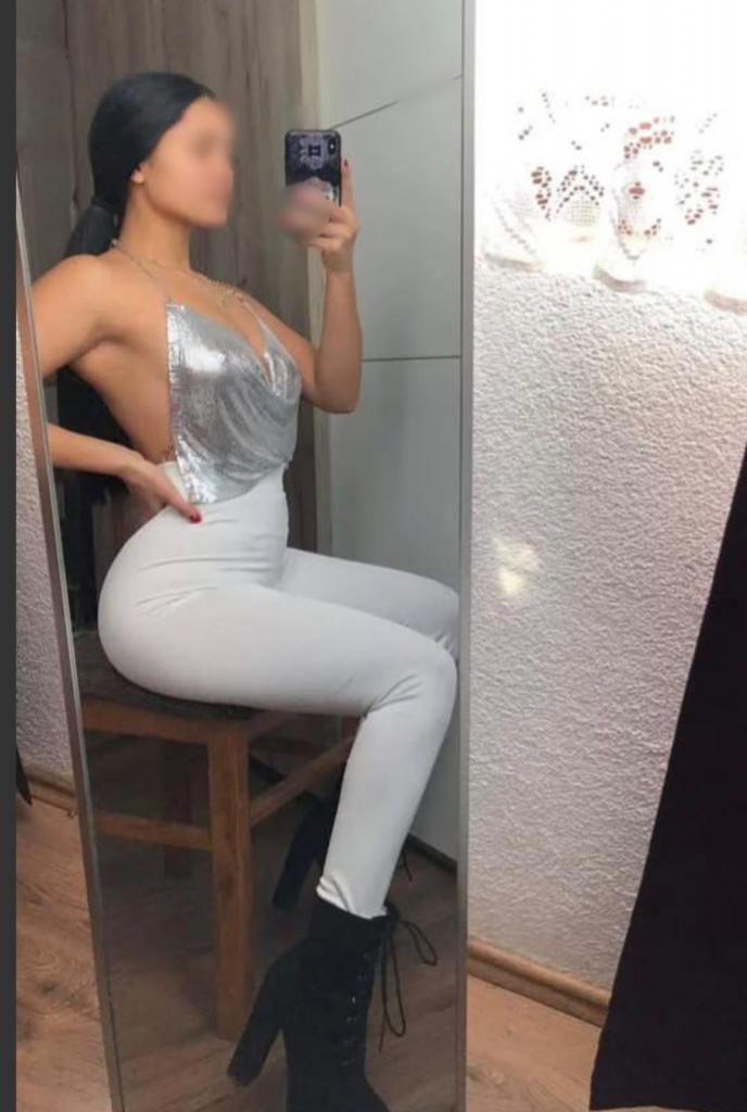 Chica busca chico en Pontevedra: 