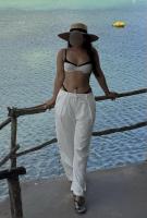 651483207: Chica busca chico en Madrid