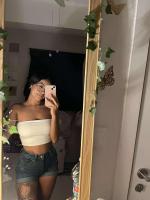 631199646: Chica busca chico en Barcelona