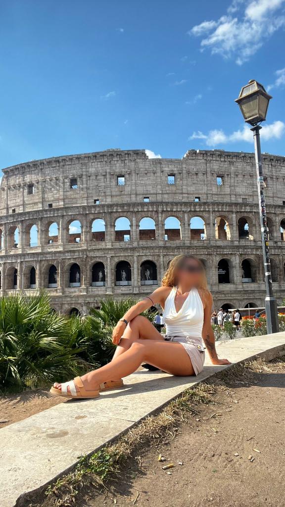 Chica busca chico en Cádiz: 