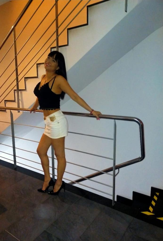 632061780: Chica busca chico en Barcelona