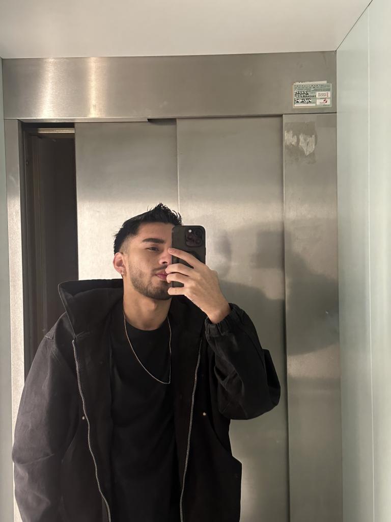 Chico busca chica en Alicante: 