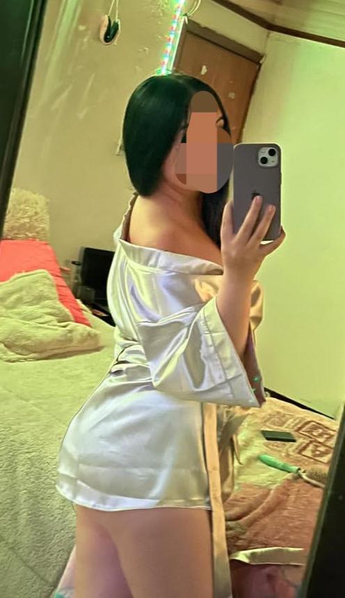 Chica busca chico en Sevilla: 