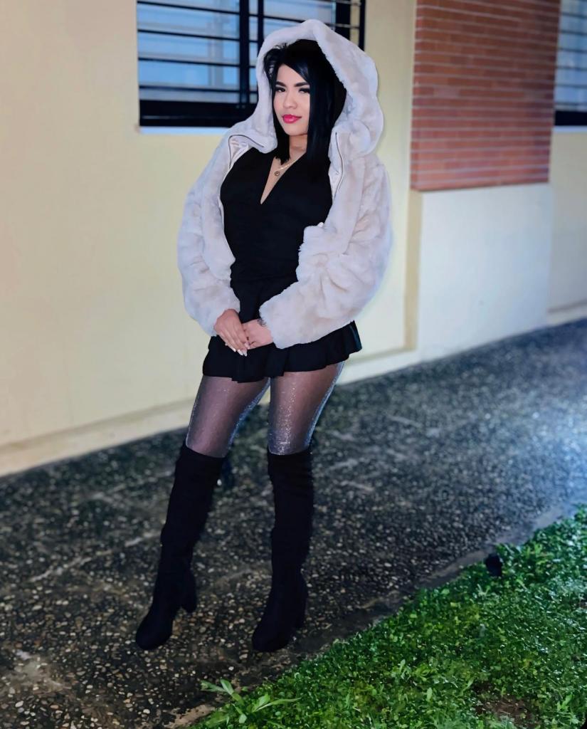 Chica busca chico en Ibiza: 