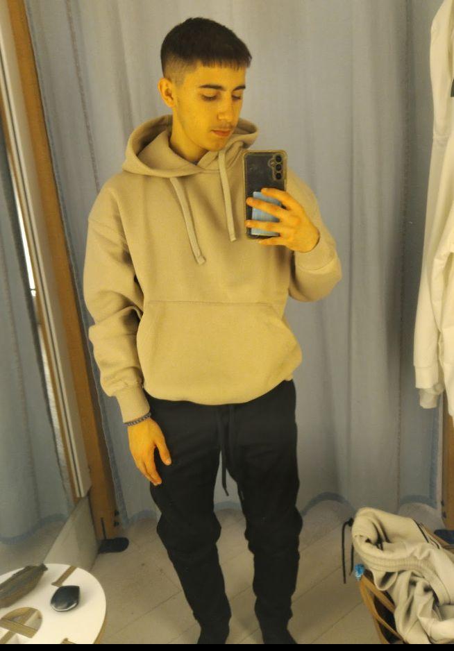 Chico busca chica en Valencia: 