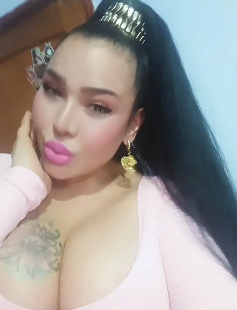 685568518: Chica busca chico en Málaga