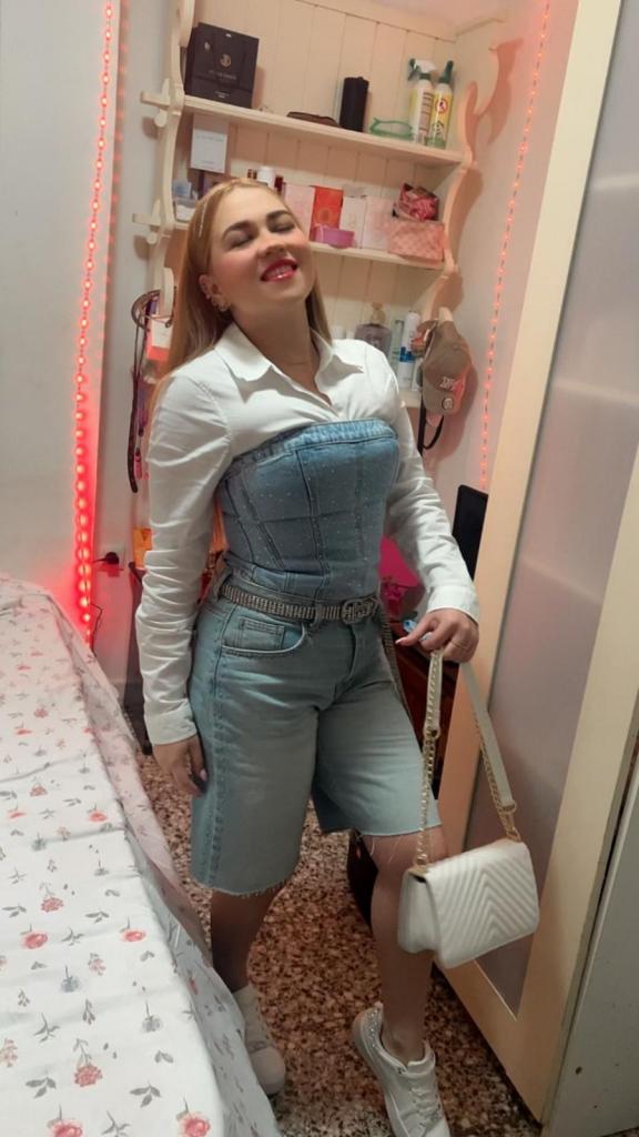 600779082: Chica busca chico en Sevilla