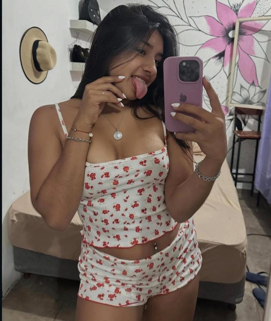 Chica busca chico en Tenerife: 