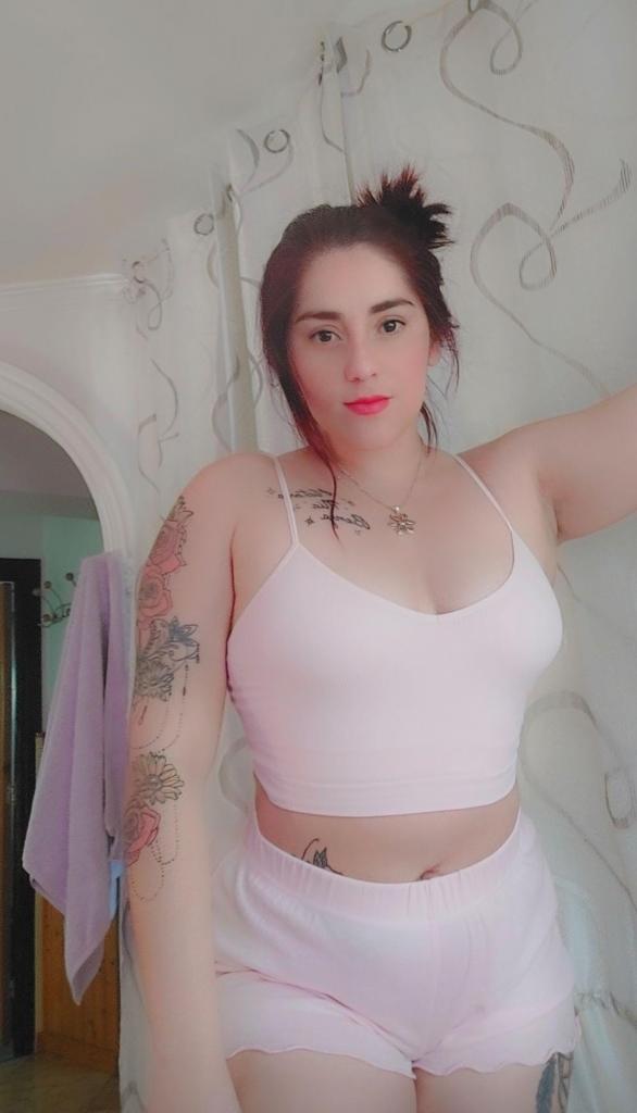 Chica busca chico en Cádiz: 