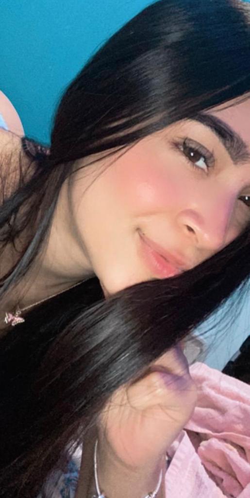 672162777: Chica busca chico en Sevilla