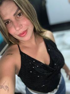 624153910: Chica busca chico en Barcelona