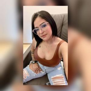 631693774: Chica busca chico en Madrid