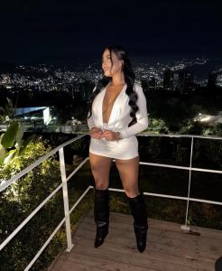 641186985: Chica busca chico en Barcelona