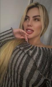 631225726: Chica busca chico en Barcelona