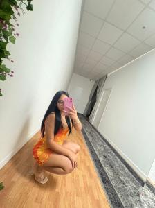 632255371: Chica busca chico en Cantabria