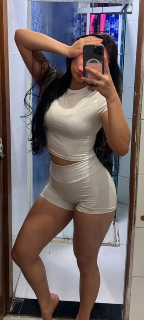 Chica busca chico en Cantabria: Chica busca chico