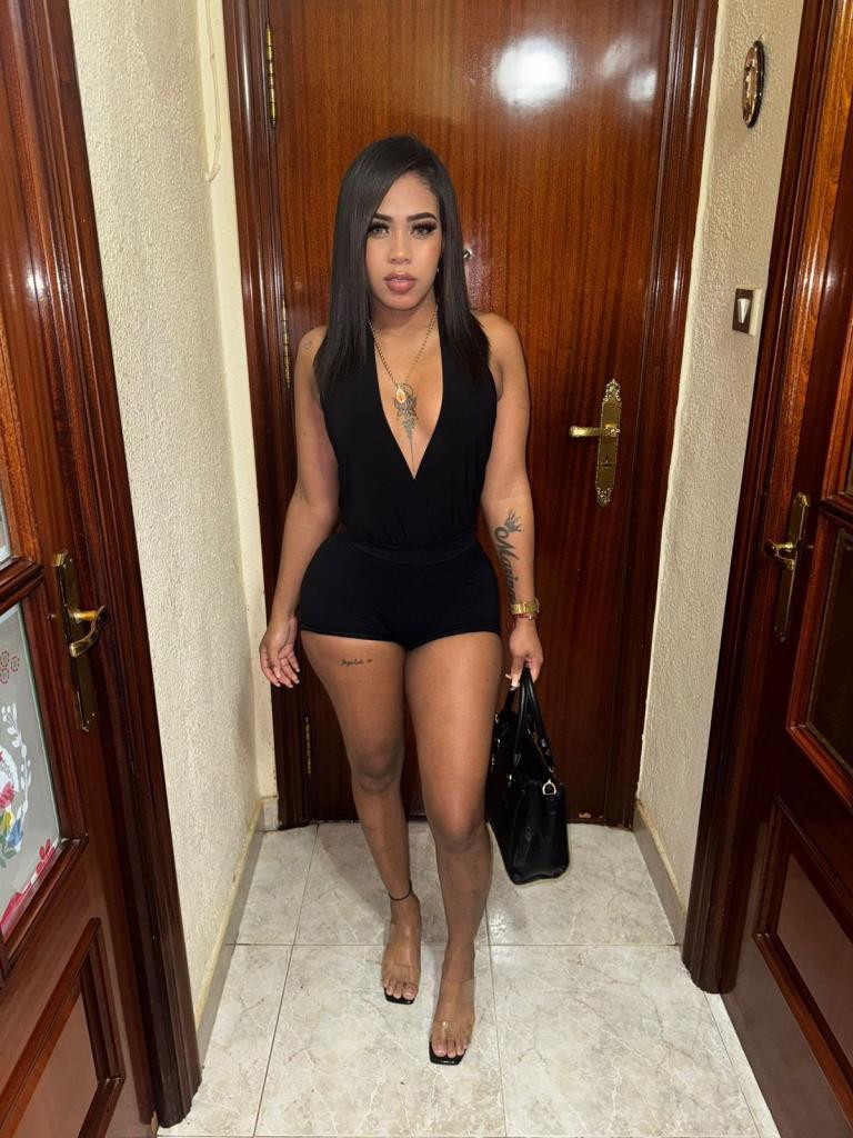 613593288: Chica busca chico en Cantabria