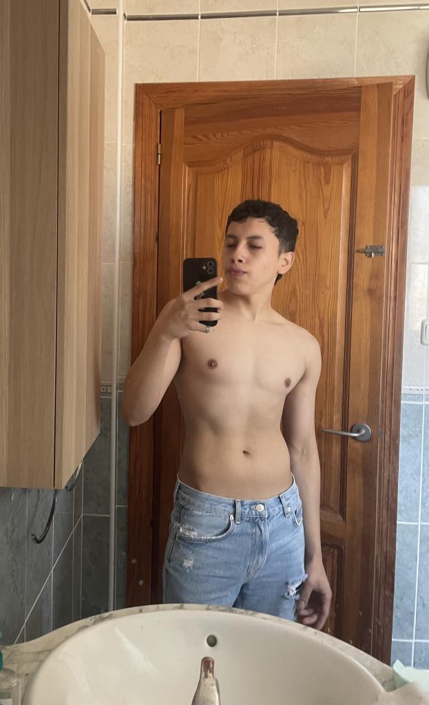 691643244: Chico busca chica en Valencia