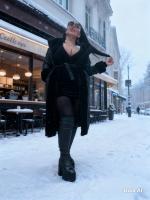 685568518: Chica busca chico en Málaga