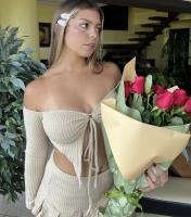 641881371: Chica busca chico en Lérida