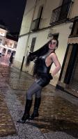 610946914: Chica busca chico en Madrid