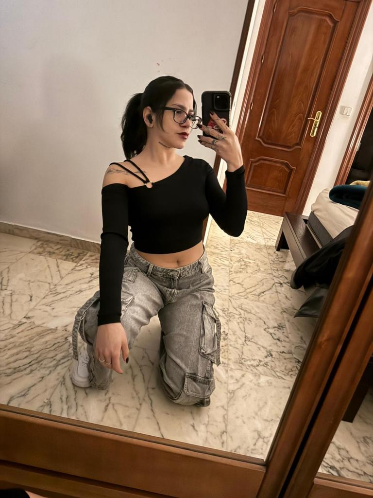 Chica busca chico en Jaén: 