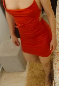 608298922: Chica busca chico en Sevilla