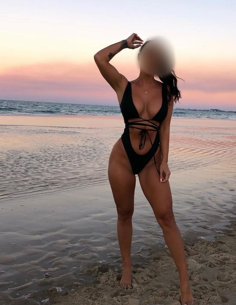 Chica busca chico en Tenerife: 