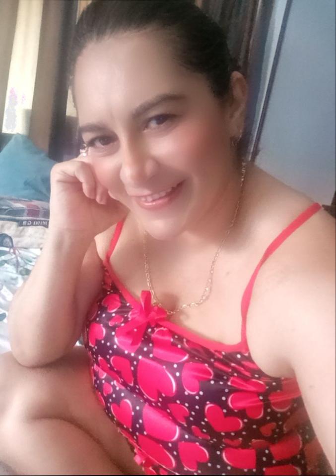 623435137: Chica busca chico en Orense