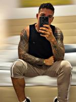 663572995: Chico busca chica en Navarra