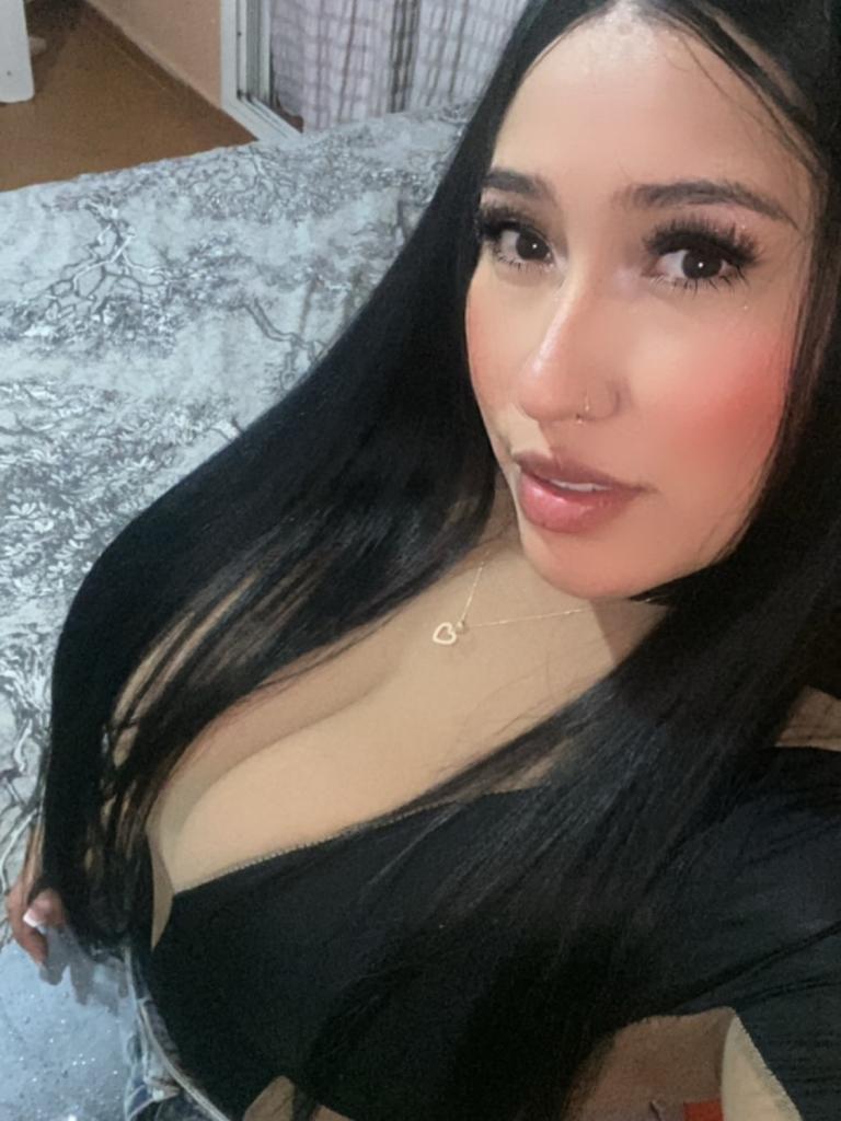 Chica busca chico en Cádiz: 