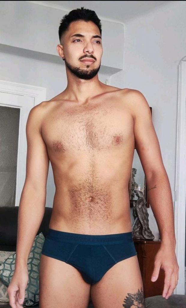 Chico busca chica en Asturias: 