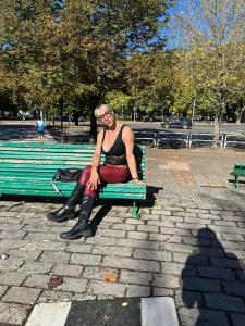 614947423: Travesti en Navarra