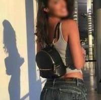 672511147: Chica busca chico en Málaga