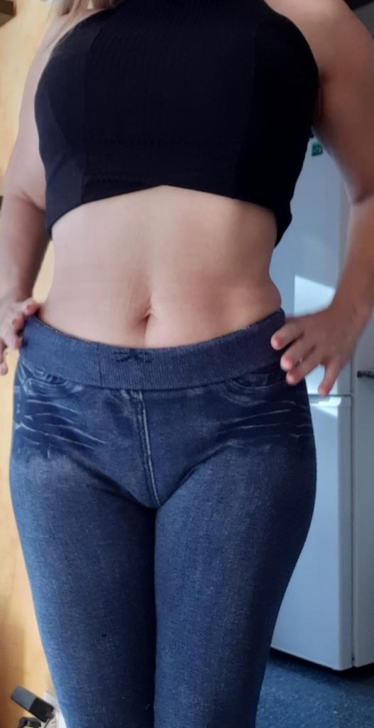 664174378: Chica busca chico en Barcelona