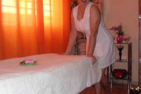 631056225: Chica busca chico en Barcelona